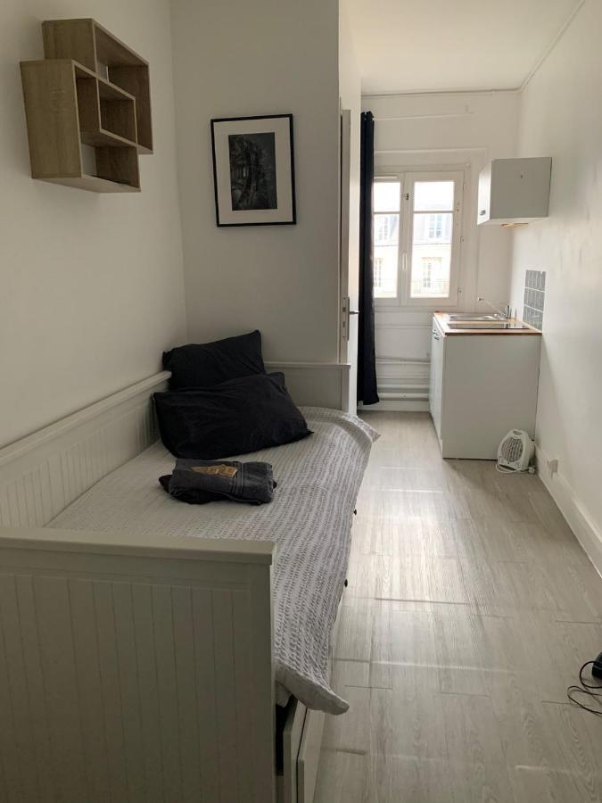 Guest Room Nearby Champs Elysees Paris Exterior photo