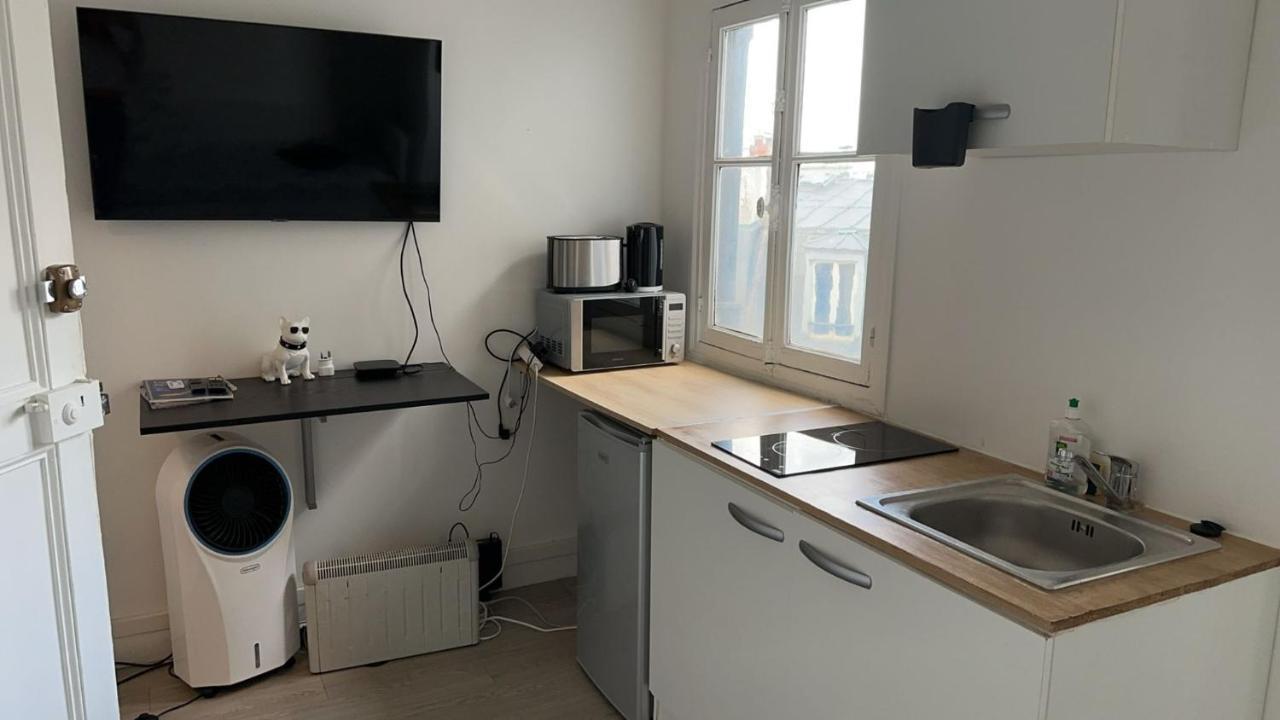 Guest Room Nearby Champs Elysees Paris Exterior photo