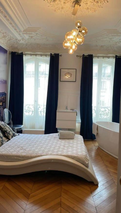 Guest Room Nearby Champs Elysees Paris Exterior photo