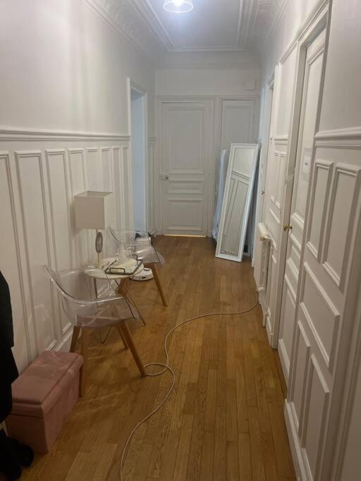 Guest Room Nearby Champs Elysees Paris Exterior photo