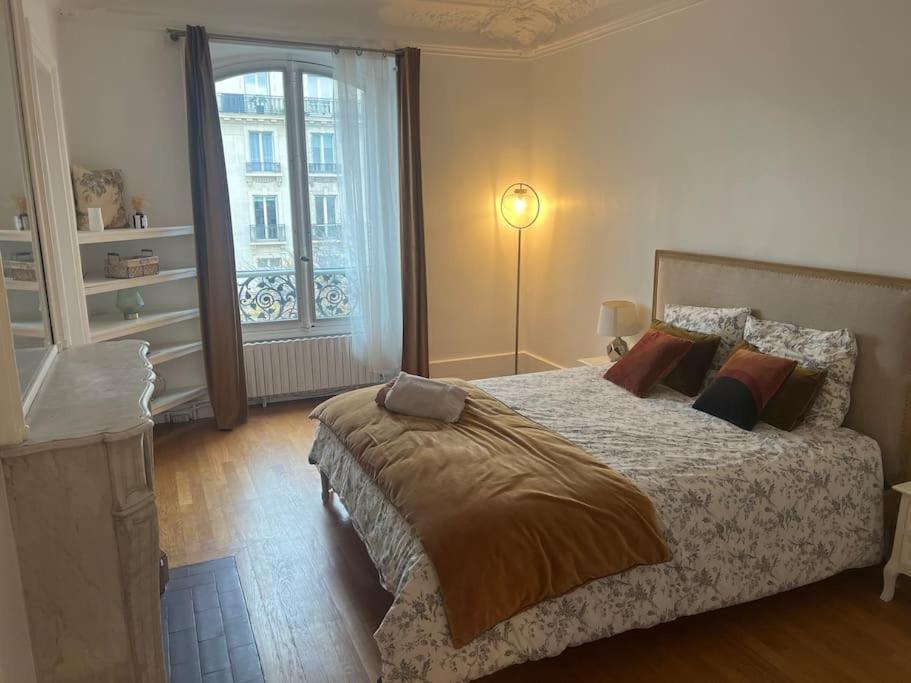 Guest Room Nearby Champs Elysees Paris Exterior photo